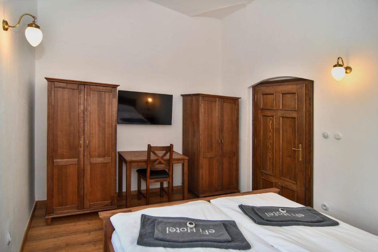 Zamek Racice Hotel Екстериор снимка