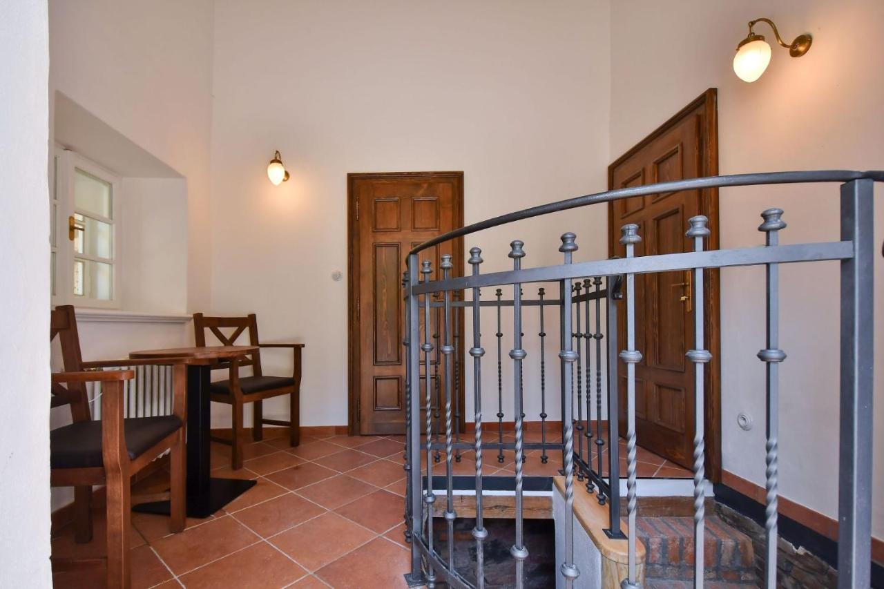 Zamek Racice Hotel Екстериор снимка