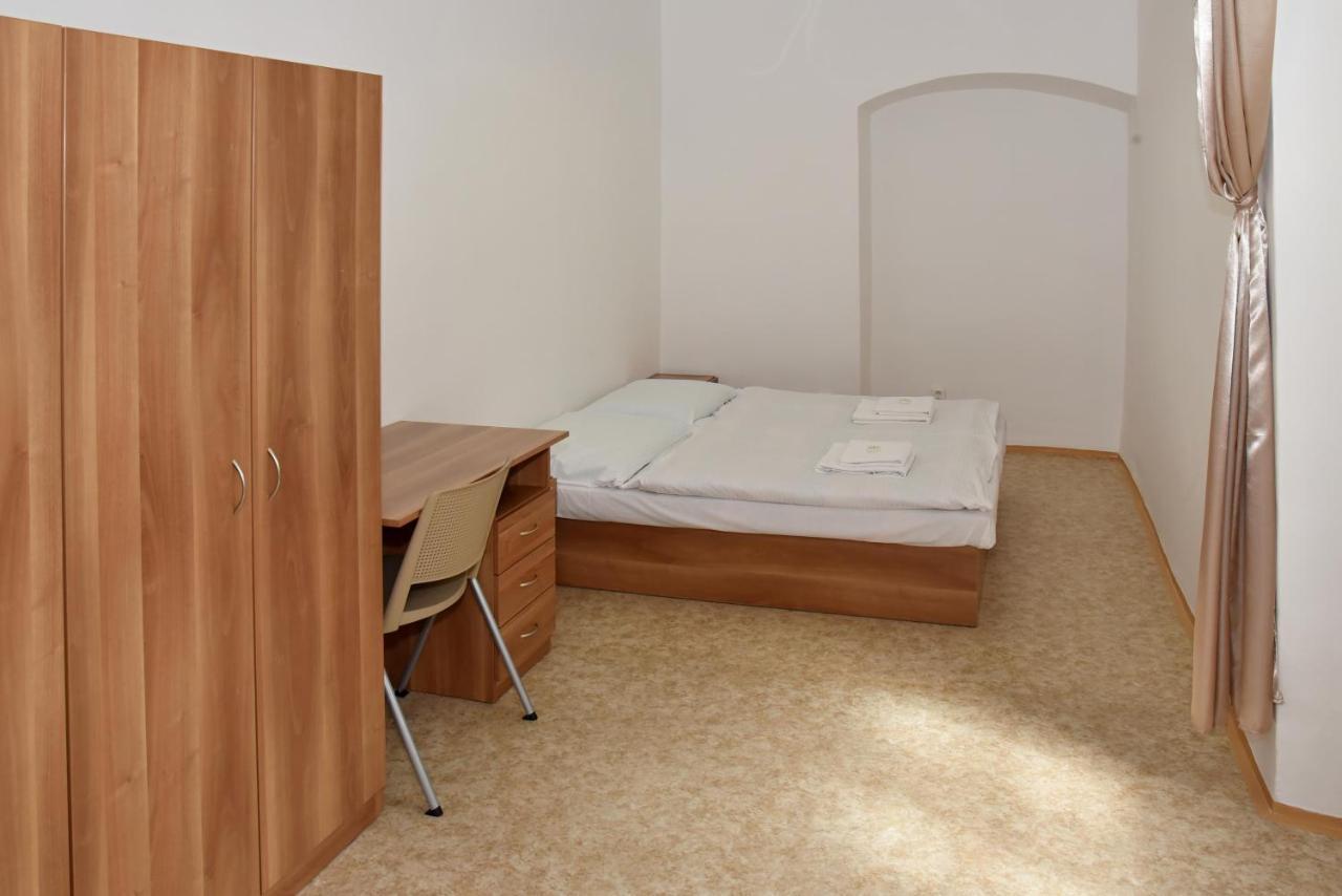 Zamek Racice Hotel Екстериор снимка